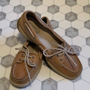 Sperry boat shoe